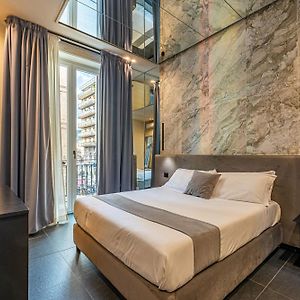 Camera con letto king size